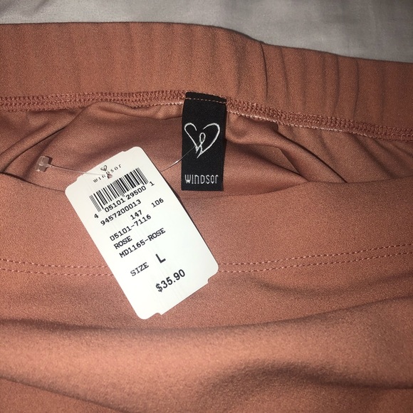 NWT Windsor Off the Shoulder Tie Sleeve Dress - Picture 3 of 5